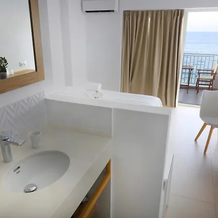 Sea Breeze (adults Only) Hotel 3*